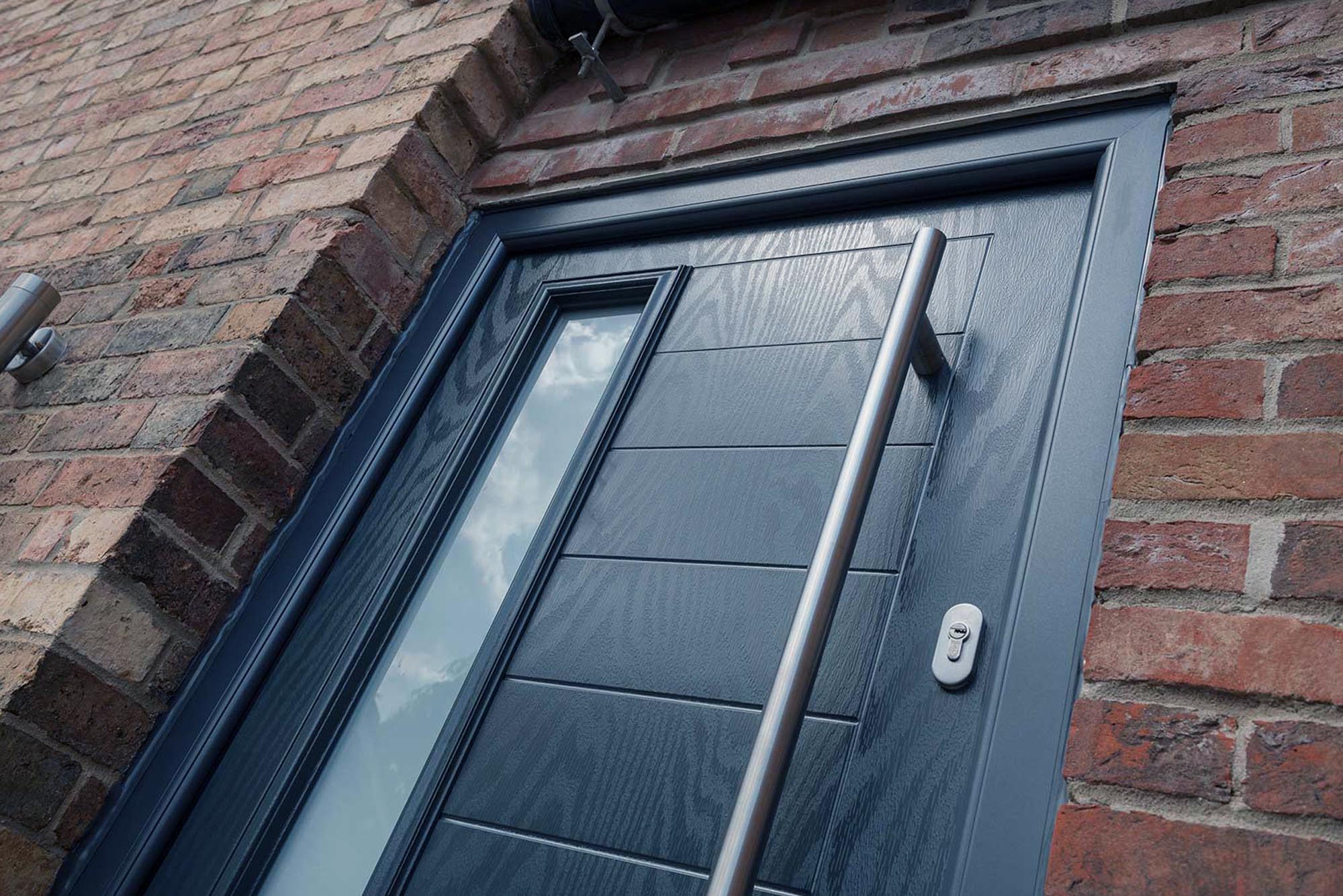 PVCu & aluminum </br>windows & doors